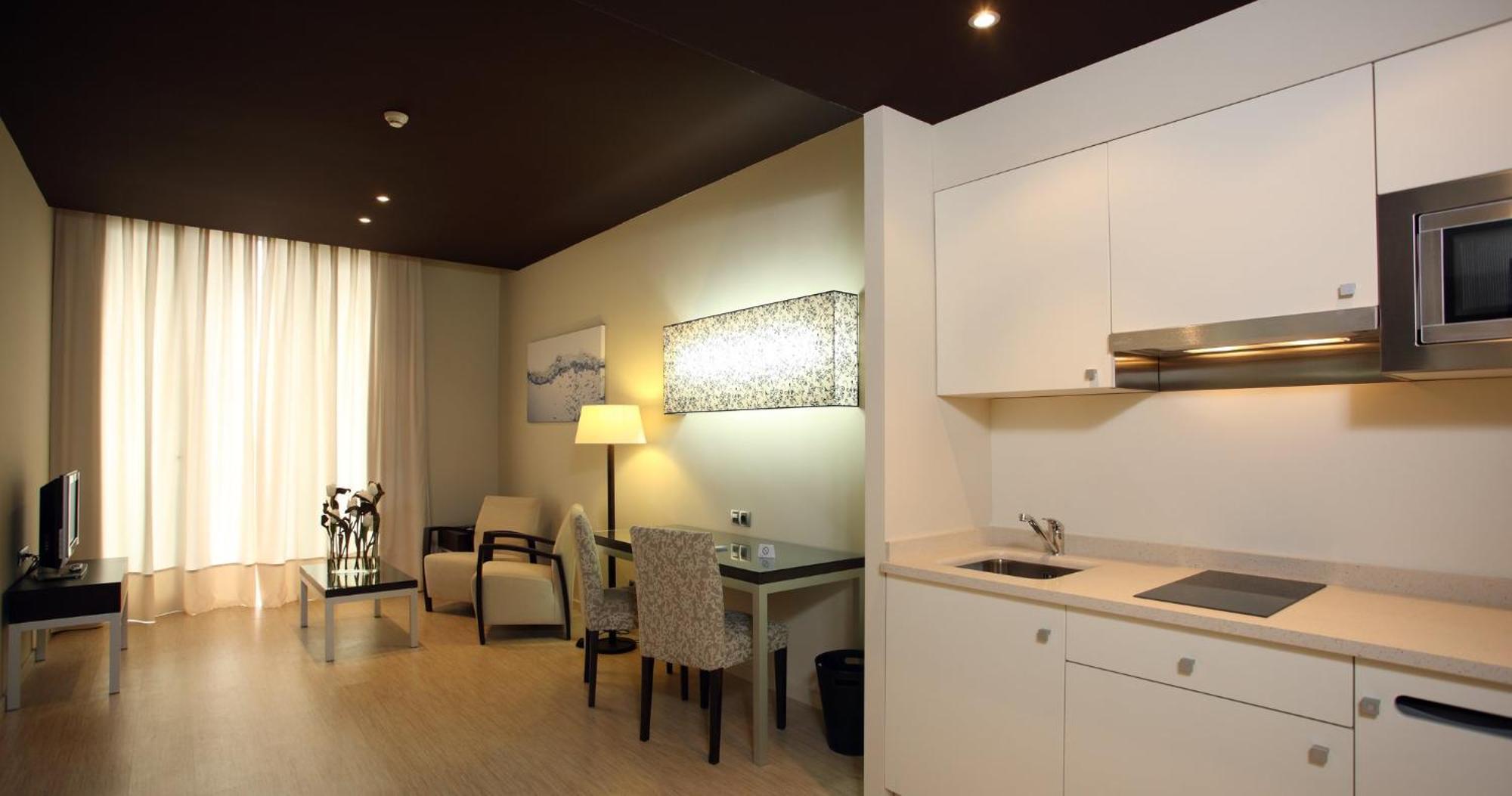 Junior Suite,1606547038:JPEG